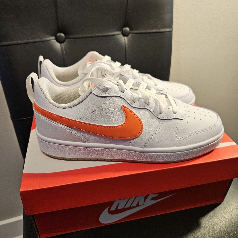 Nike Court Borough Low 2 GS White/Orange Summit Youth Size 7 Women Size 8.5 New